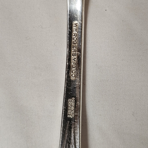 WM Rogers MFG CO Original Rogers Flatware Serving Spoon a - Picture 3 of 4